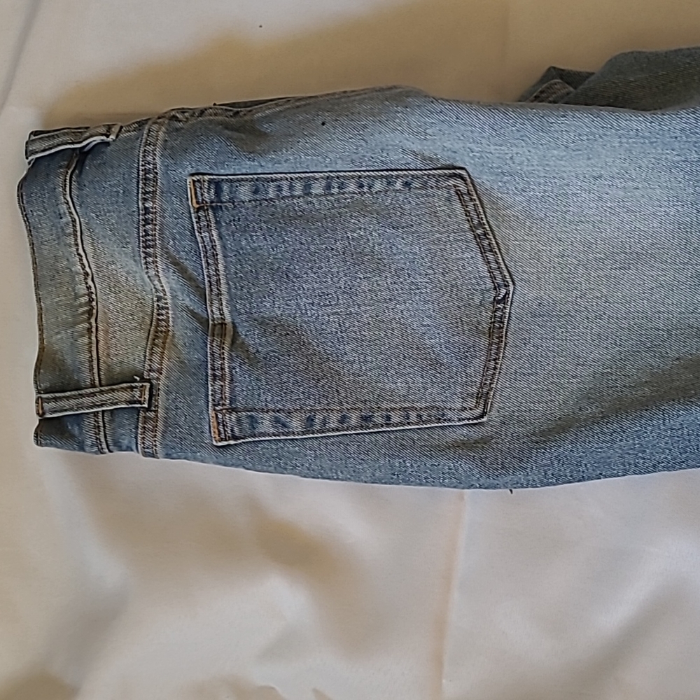 Jeans - Picture 2 of 3